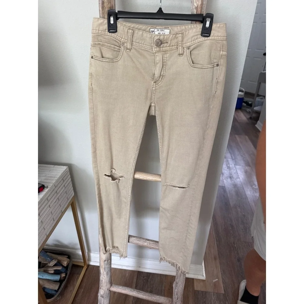 Free People Womens High Rise Busted Distressed Skinny Jeans Khaki‎ Tan size 27 - Picture 9 of 9